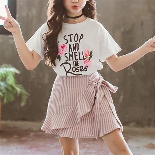 2-piece Lettern Pattern T-shirt & Skirt for Girl